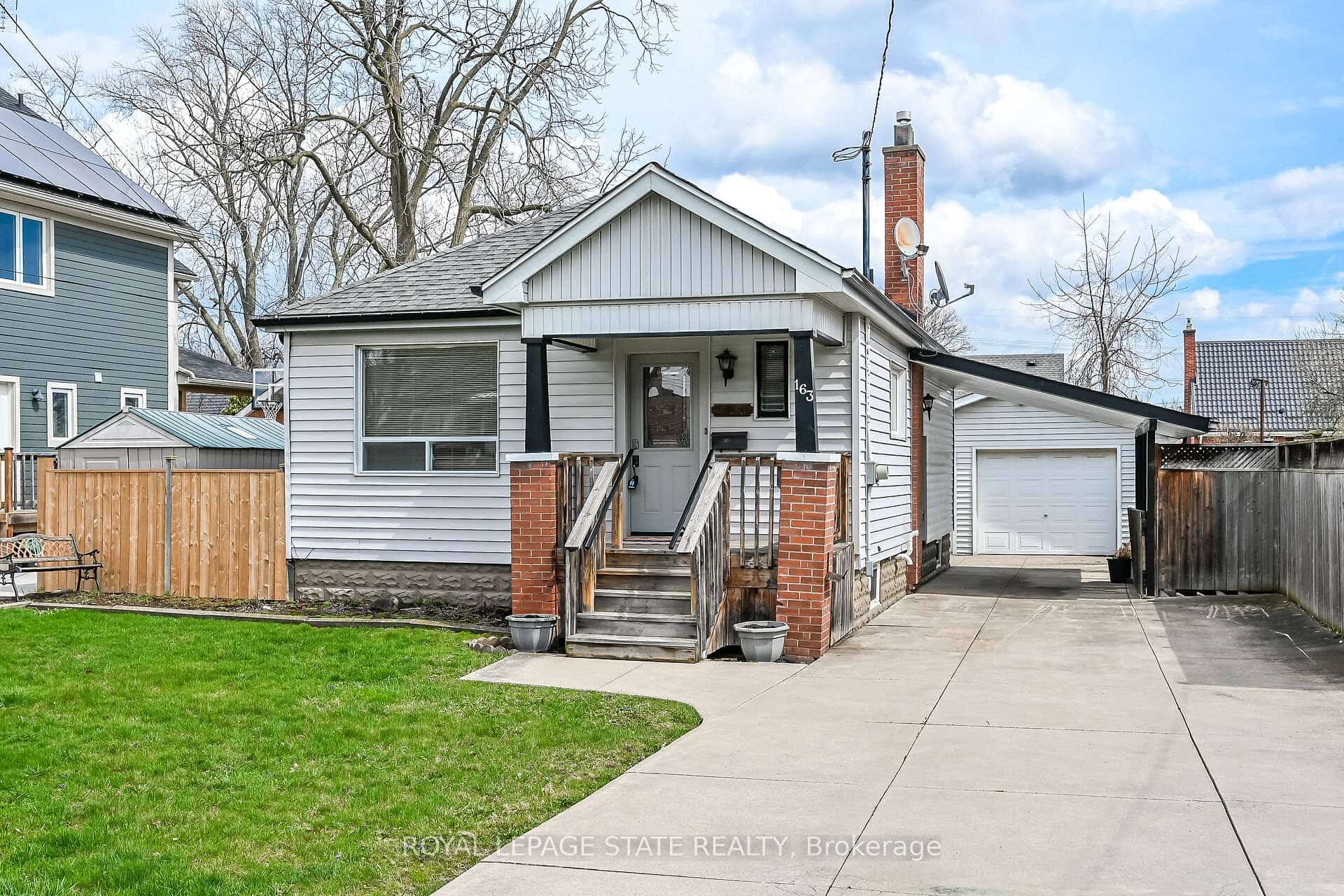 163 Rosedale Avenue, Hamilton, ON L8K 4N4