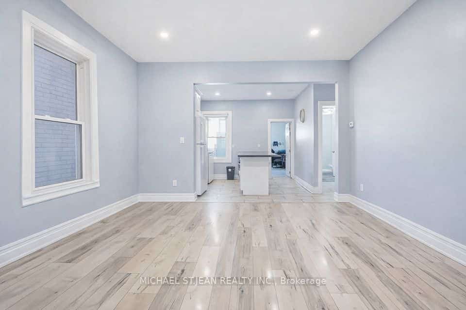 75 Niagara Street, Hamilton, ON L8L 6A4