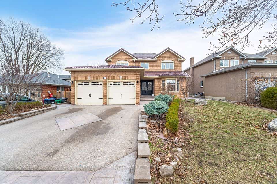 47 Burgby Avenue, Brampton, ON L6X 2G7