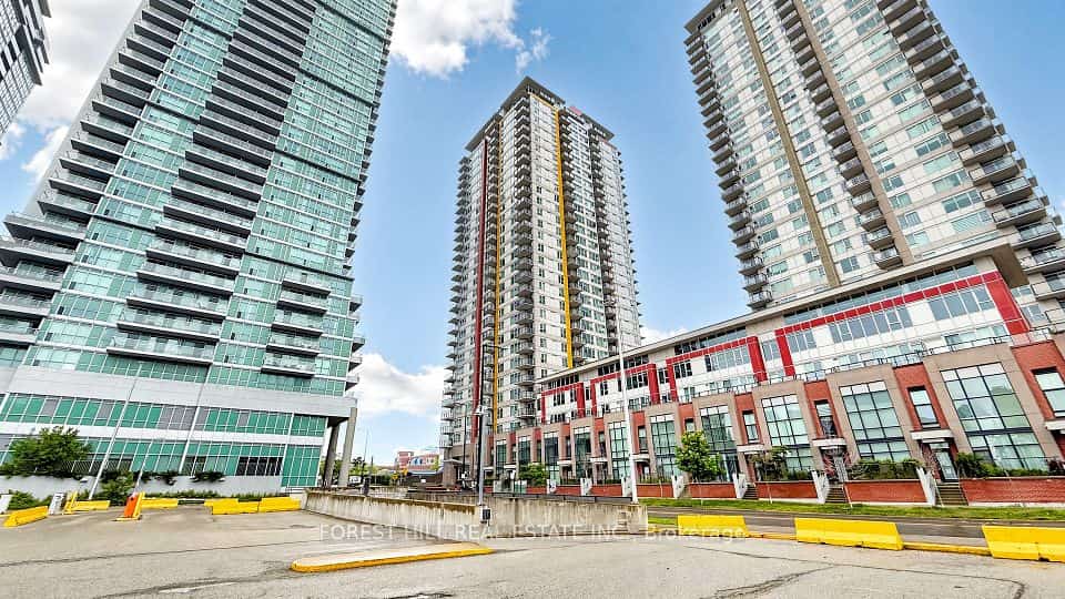 25 Town Centre Court #325, Toronto, ON M1P 0B4
