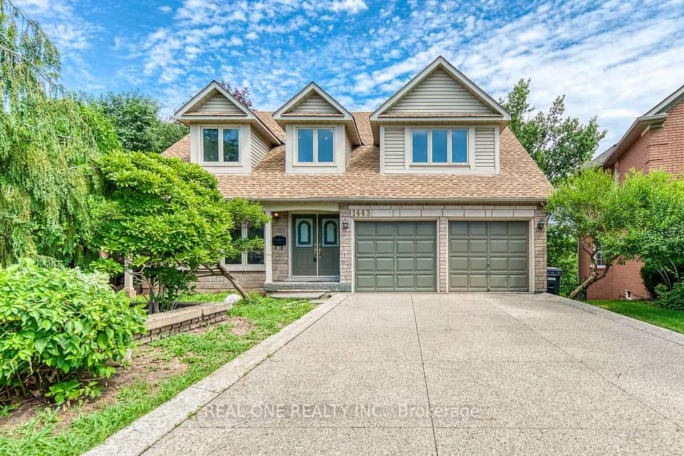 1443 Bayshire Drive, Oakville, ON L6H 6E8