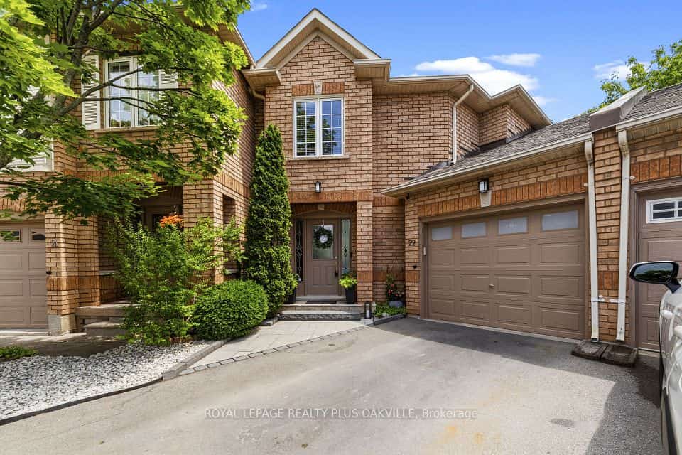1489 Heritage Way #22, Oakville, ON L6M 4M6