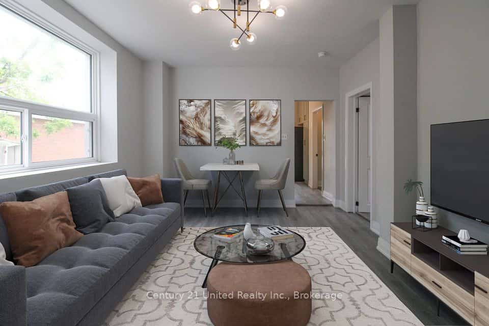 291 Stewart Street #3, Peterborough, ON K9J 3N2