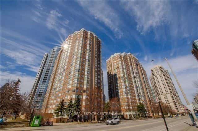 335 Webb Drive #804, Mississauga, ON L5B 4A1