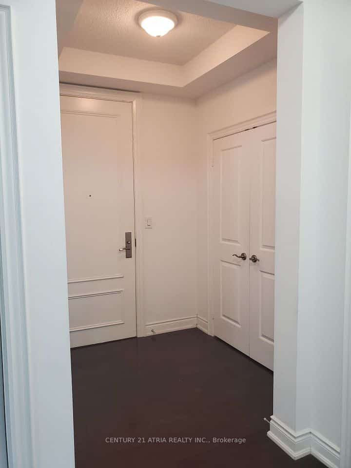10 Bloorview Place N #1608, Toronto, ON M2J 0B1