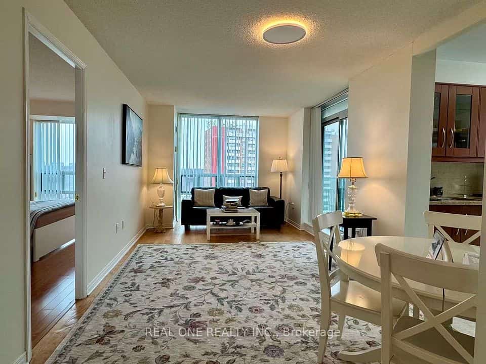 15 Michael Power Place #1507, Toronto, ON M9A 5G4