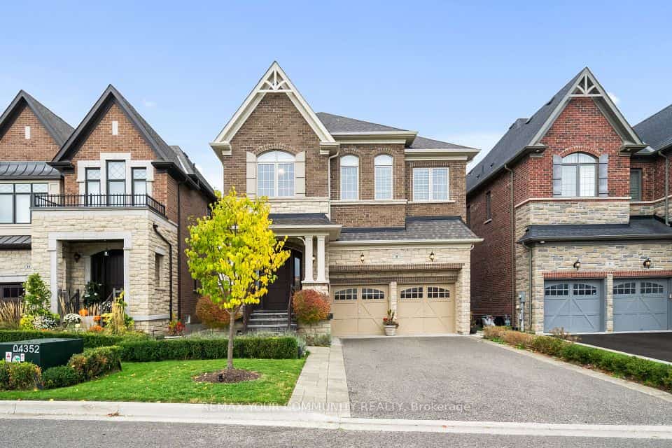 8 King Boulevard, King, ON L7B 0P4