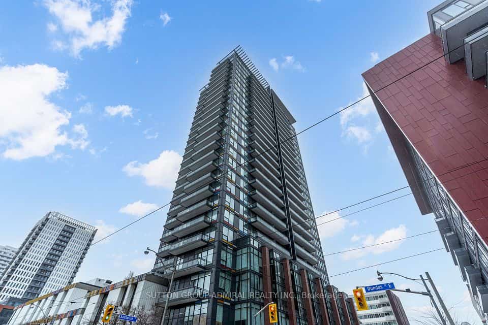225 Sackville Street #PH2606, Toronto, ON M5A 3H1
