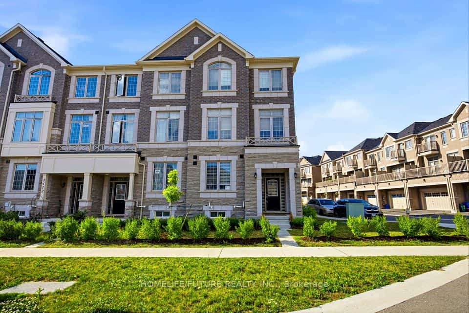 3476 Denison Street, Markham, ON L3S 0E9