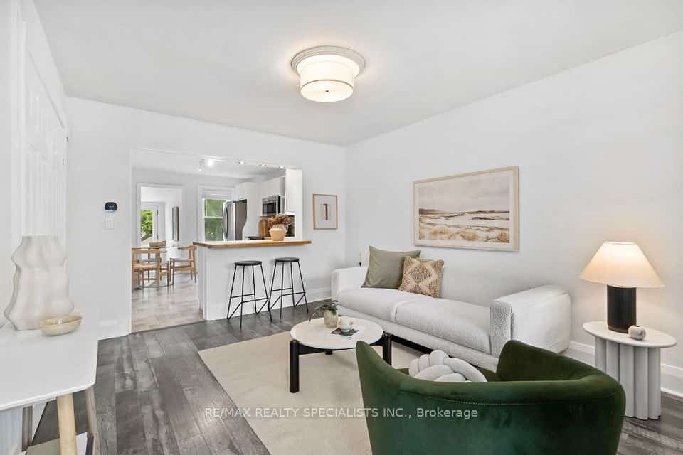 159 Hillside Avenue, Toronto, ON M8V 1T3