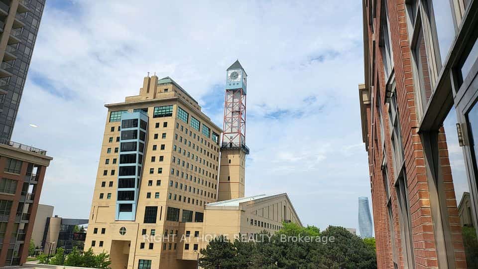 4080 Living Arts Drive #2708, Mississauga, ON L5B 4N3
