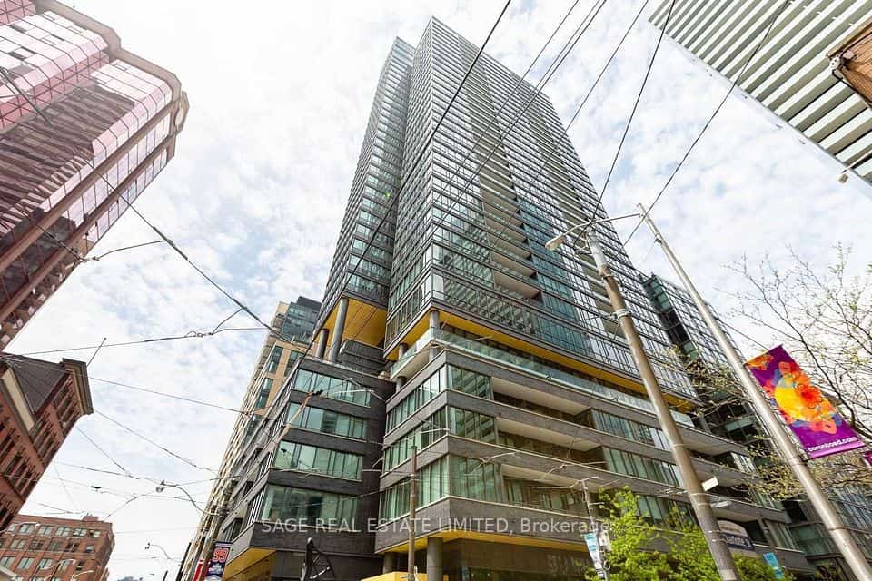8 Charlotte Street #902, Toronto, ON M5V 0K4