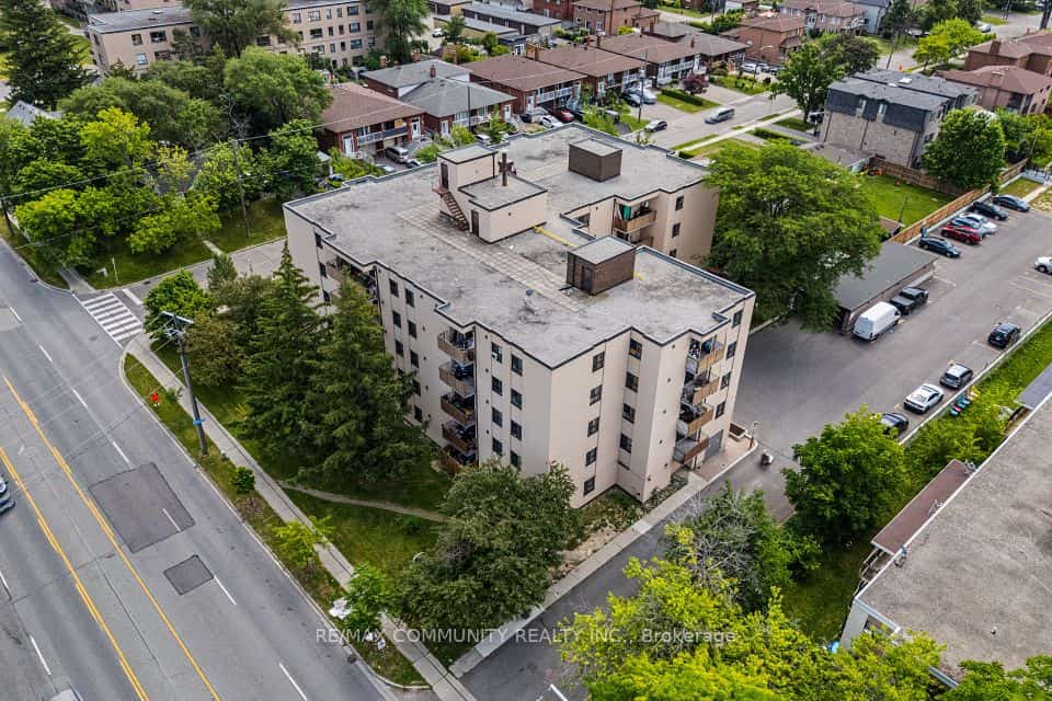1445 Wilson Avenue #407, Toronto, ON M3M 1J5