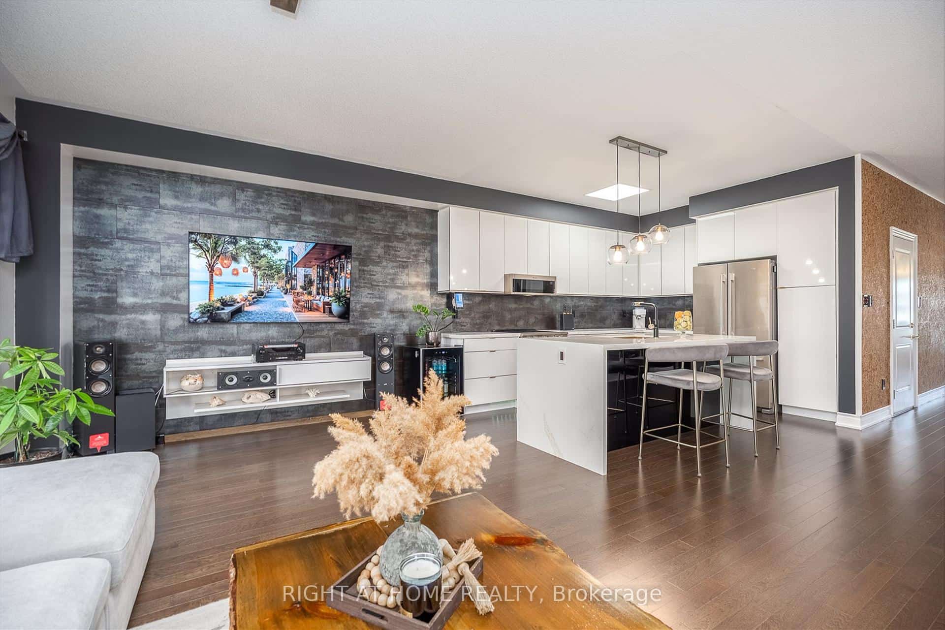 1192 Raspberry Terrace, Milton, ON L9E 1K3