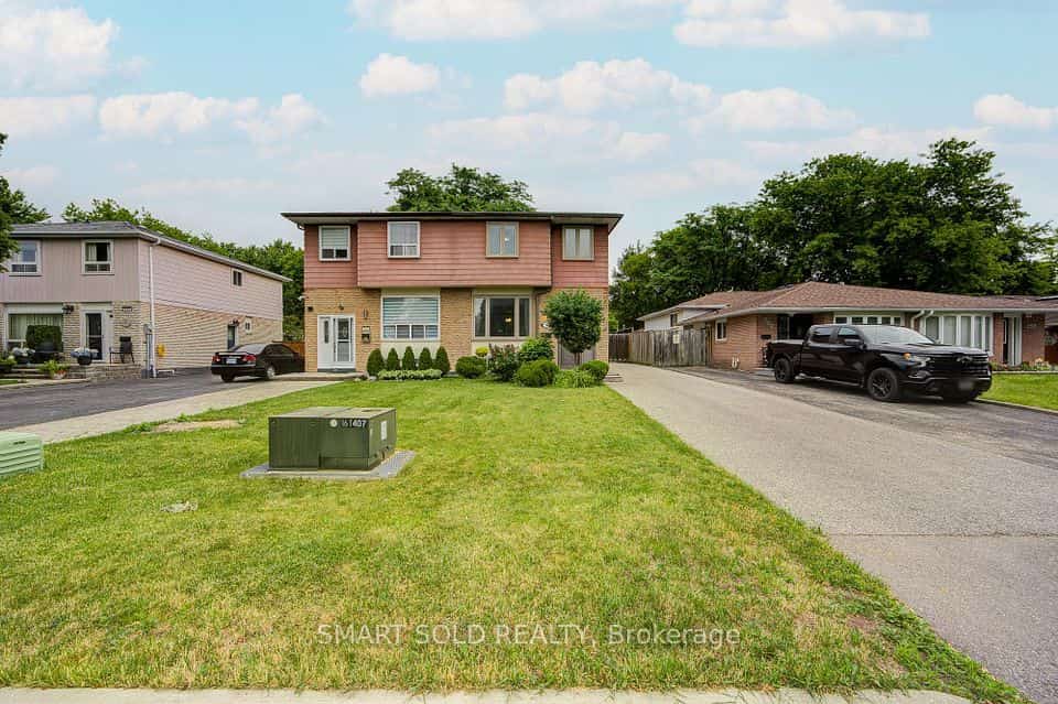 255 Cedar Avenue, Richmond Hill, ON L4C 2B3