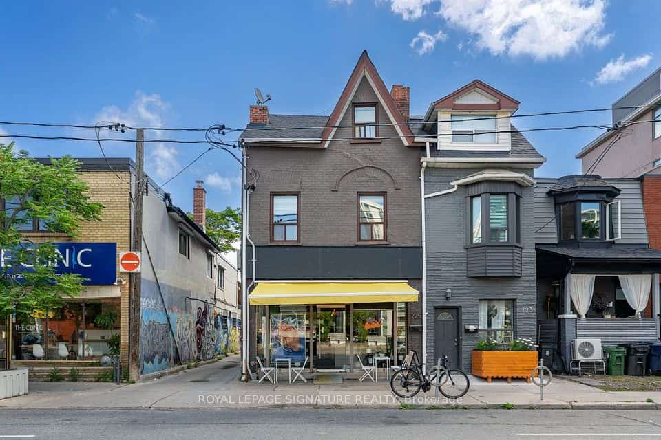 725 Dovercourt Road, Toronto, ON M6H 2W7