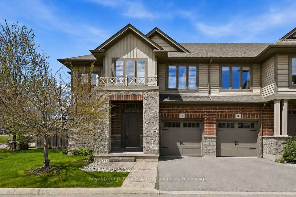 1 Southshore Crescent, Hamilton, ON L8E 0J3
