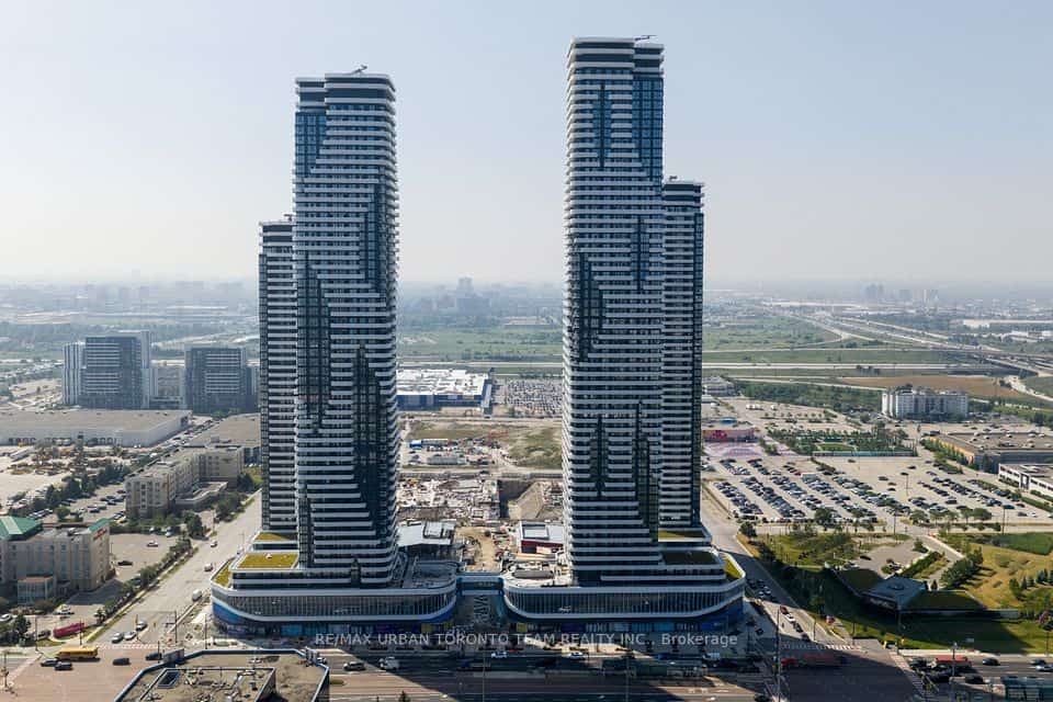 225 Commerce Street W #6015, Vaughan, ON L4K 5Z7