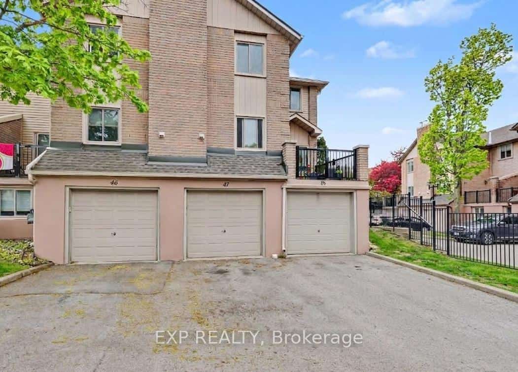 38 Elora Drive #47, Hamilton, ON L9C 7L6