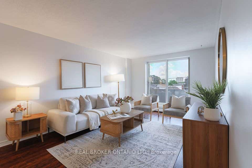 893 Concession Street #202, Hamilton, ON L8V 1E7