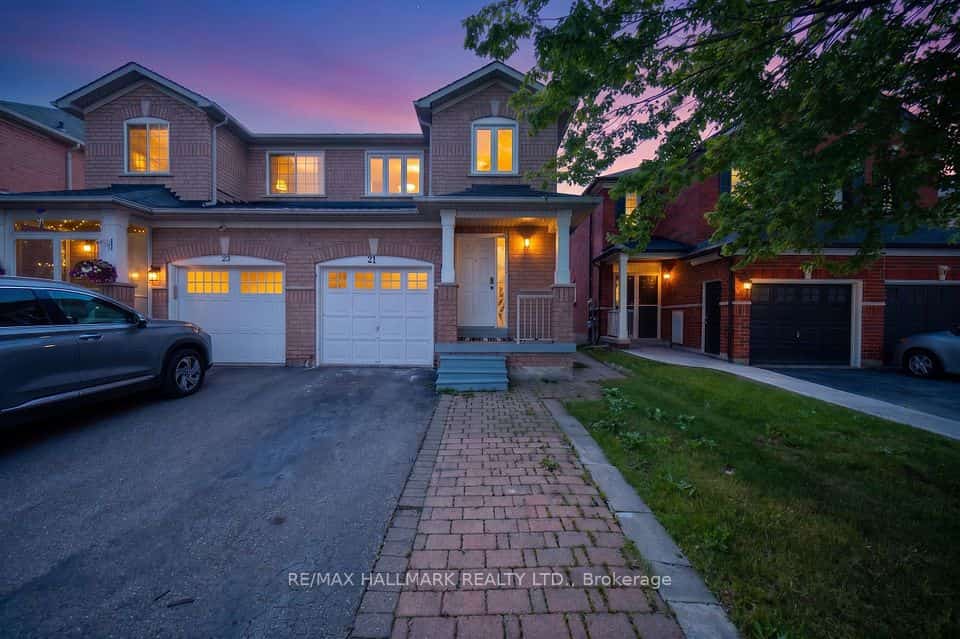 21 Penguin Lane, Brampton, ON L6R 2C1