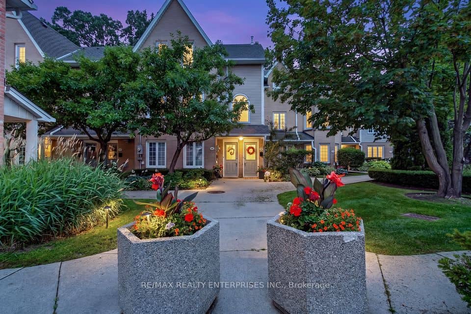 2110 Cleaver Avenue, Burlington