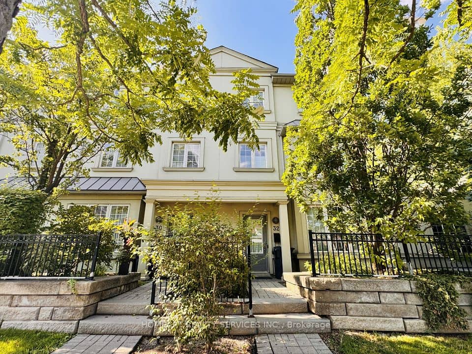 32 Glendora Avenue, Toronto
