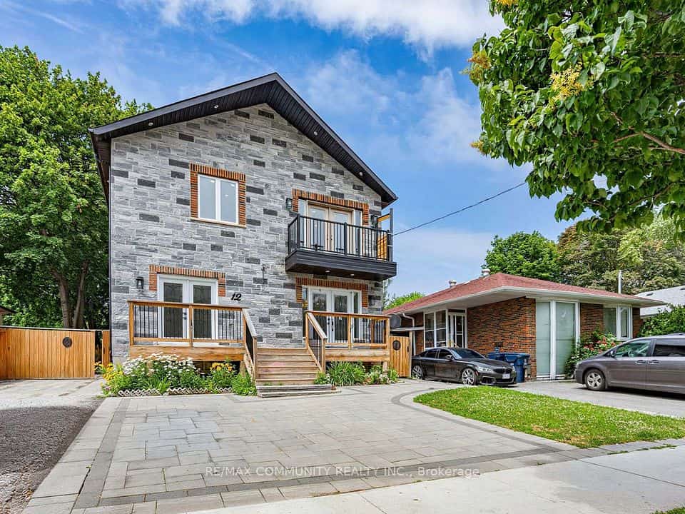 12 Janray Drive, Toronto, ON M1G 1Y1
