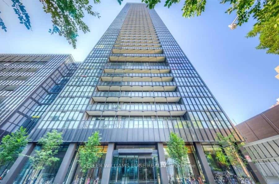 101 Charles Street E #2809, Toronto, ON M4Y 0A9