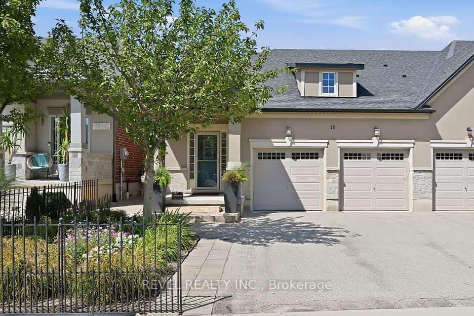 10 Kopperfield Lane, Hamilton, ON L0R 1W0