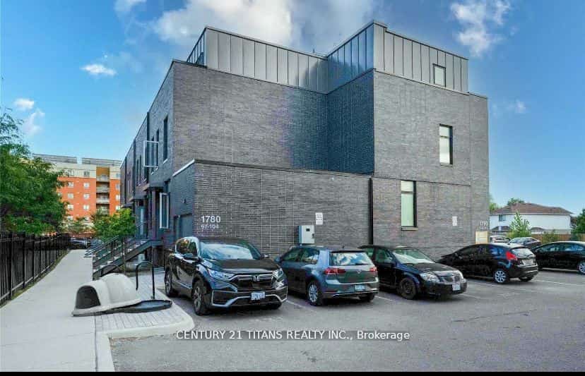 1780 E Simcoe Street N #98, Oshawa, ON L1G 0C3