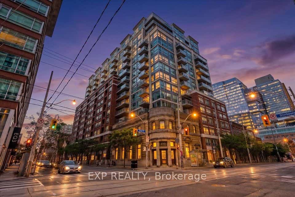 230 King Street E #408, Toronto, ON M5A 1K5