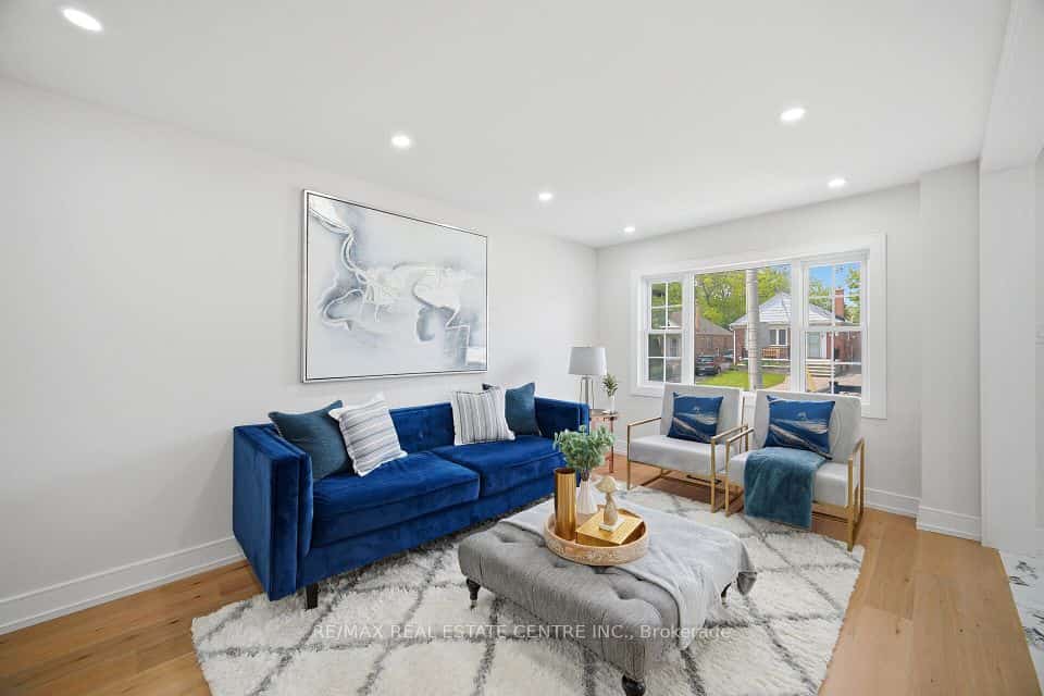 109 Glencrest Boulevard, Toronto, ON M4B 1L9