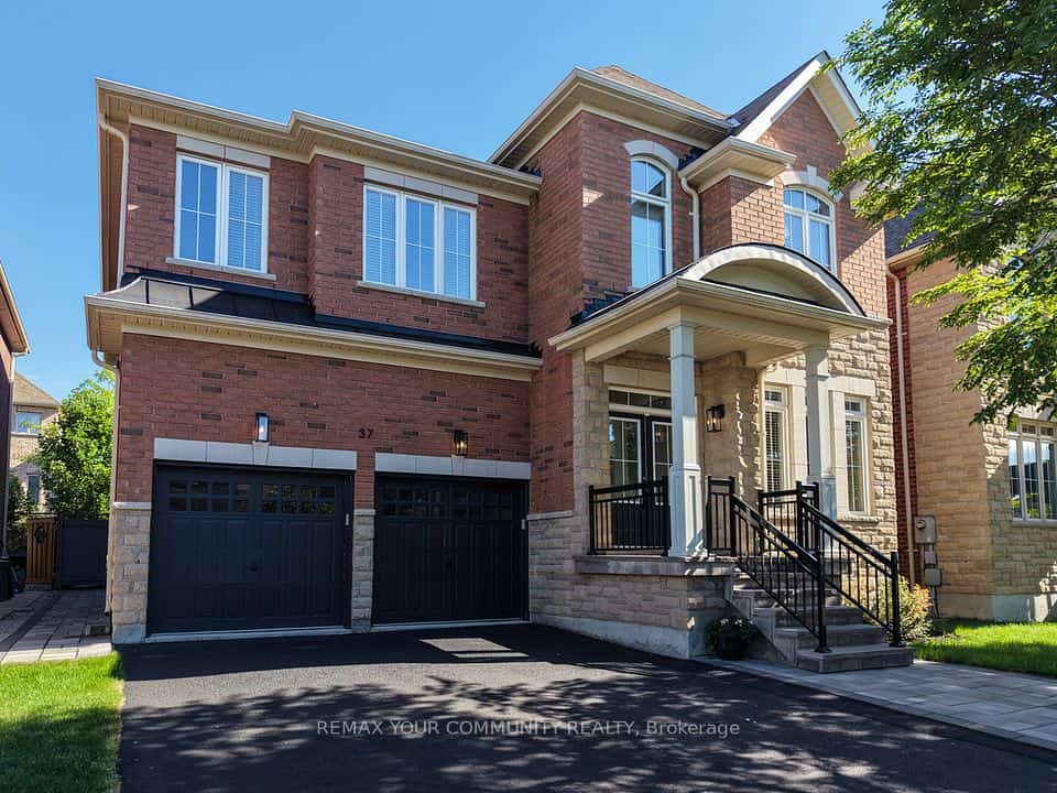 37 Heron Hollow Avenue, Richmond Hill, ON L4E 0V7