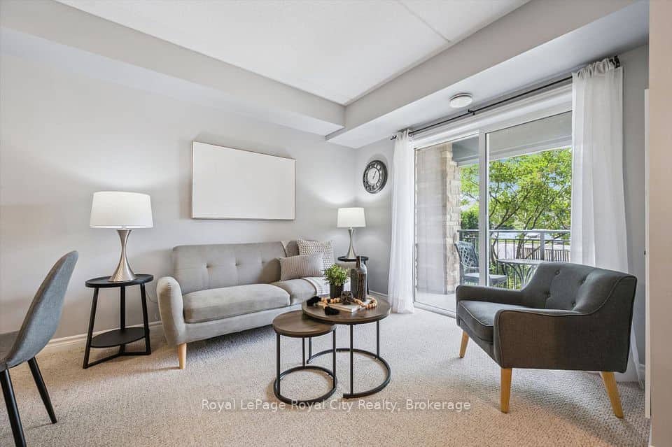67 Kingsbury Square, Guelph, Guelph