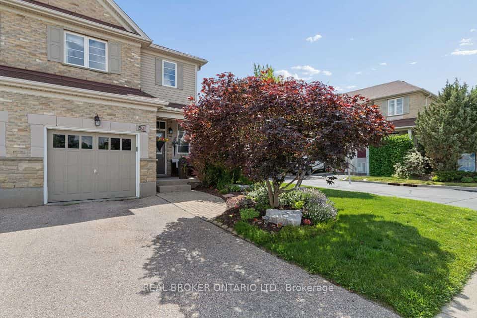 30 Doon Mills Drive, Kitchener, ON N2P 2W9