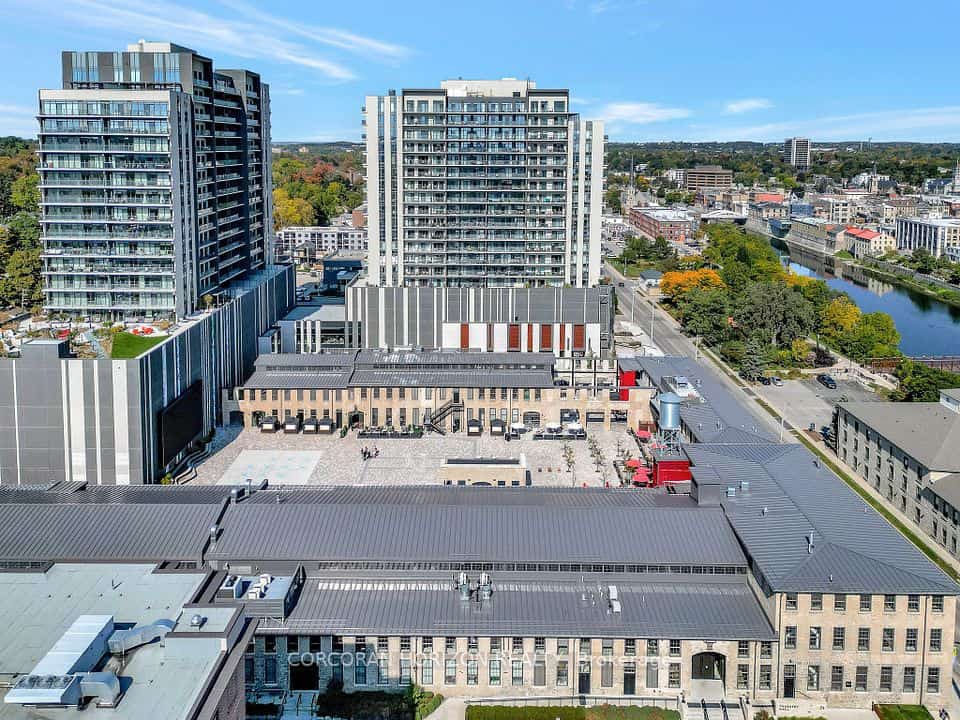 50 Grand Avenue S #1013, Cambridge, ON N1S 0C2