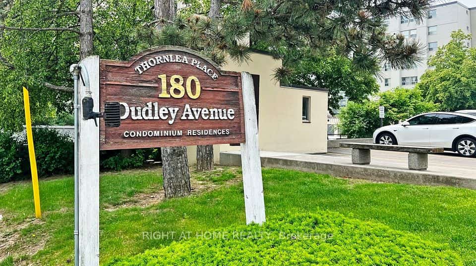 180 Dudley Avenue #607, Markham, ON L3T 4X2