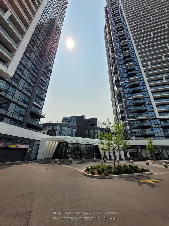 18 Water Walk Drive #201, Markham, ON L3R 6L5