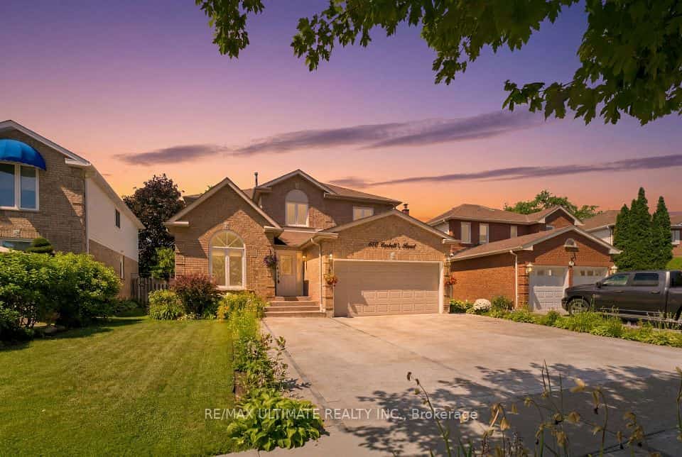 872 Corbetts Road, Oshawa, ON L1K 2E1