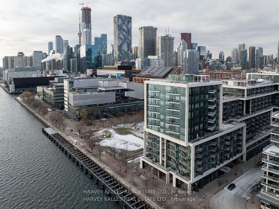 55 Merchants' Wharf #926, Toronto, ON M5A 0P2