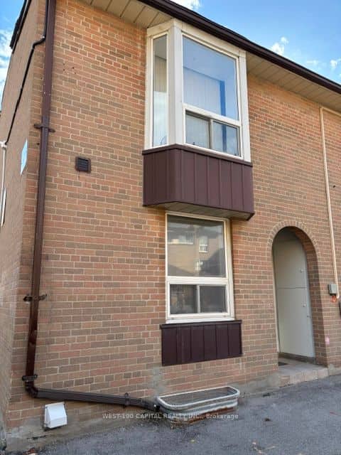 246 John Garland Boulevard, Toronto
