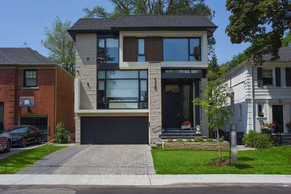 110 Mona Drive, Toronto, ON M5N 2R4