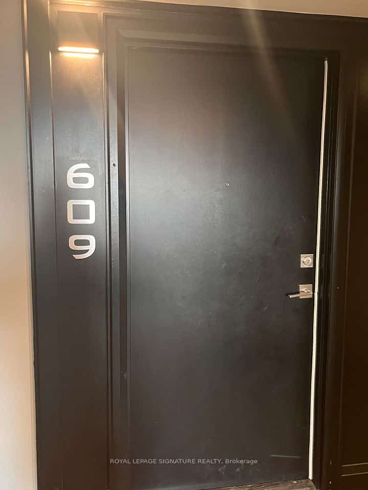 200 Lagerfield Drive #609, Brampton, ON L7A 5G5