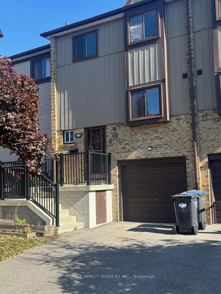 119 Moregate Crescent, Brampton, ON L6S 3K9