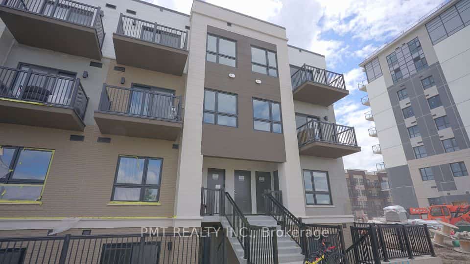 25 Palace Street #R27, Kitchener, ON N2E 0L3