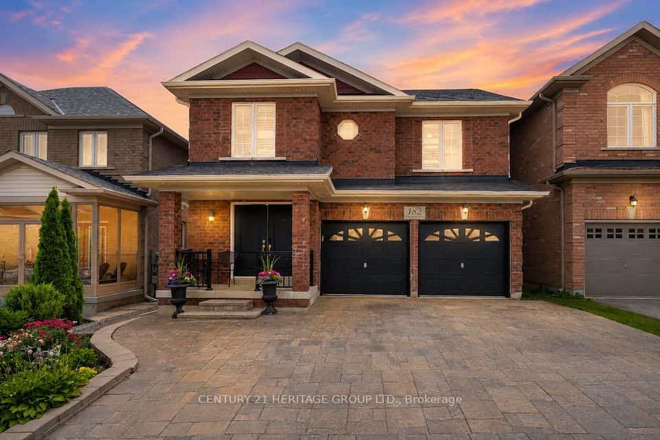 182 Richardson Crescent, Bradford West Gwillimbury, ON L3Z 0N5