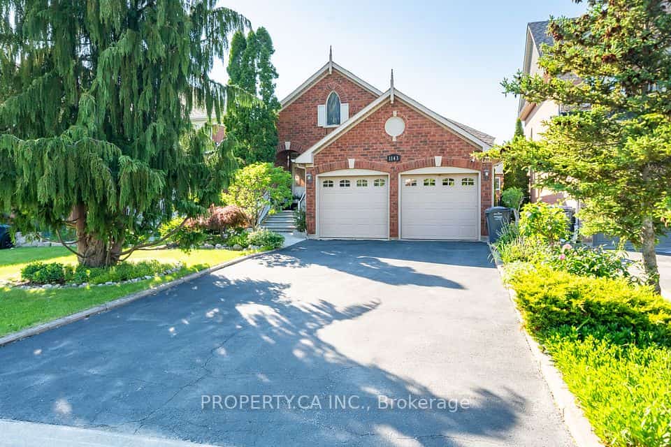1143 Carding Mill Place, Mississauga, ON L5W 1C4