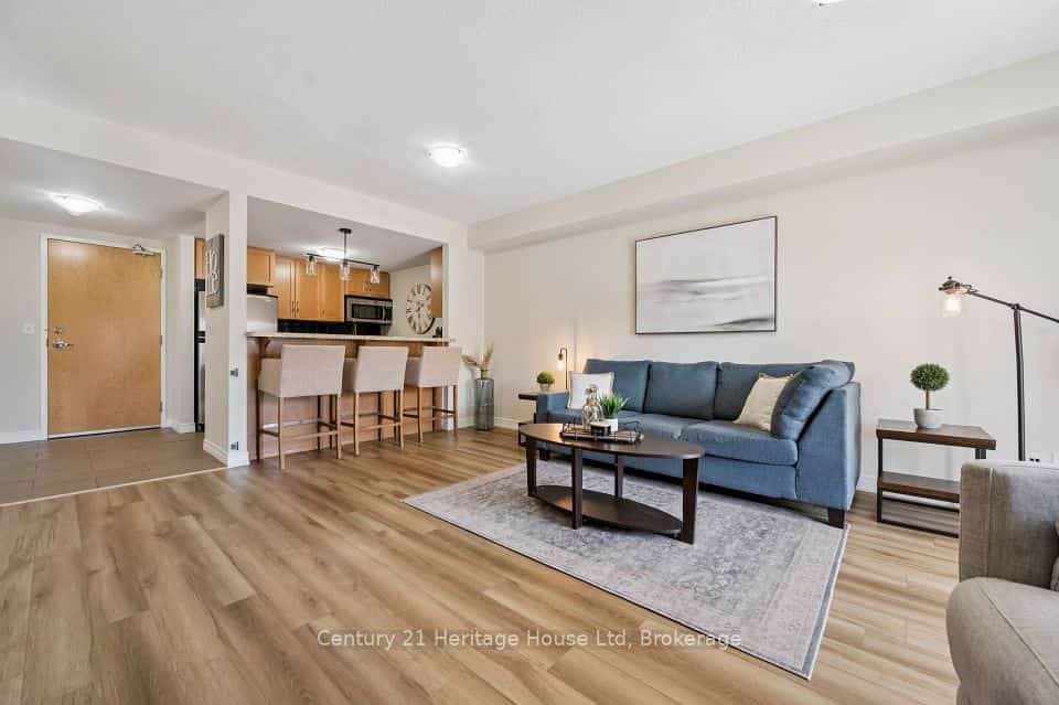 901 Paisley Road, Guelph, Guelph