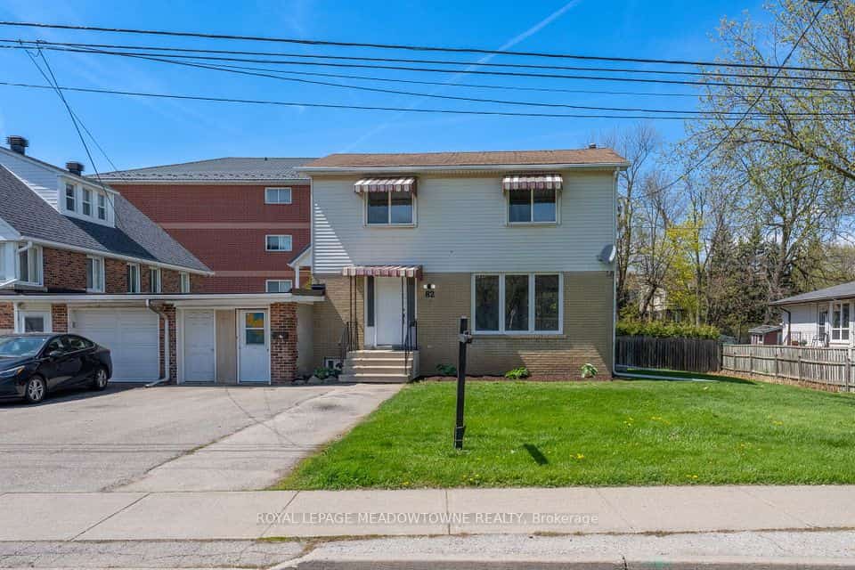 82 Maple Avenue, Halton Hills, ON L7G 1X7